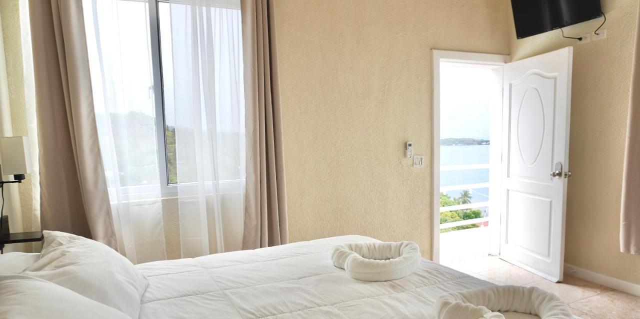 Ocean View Hotel And Restaurant Gravel Bay Esterno foto